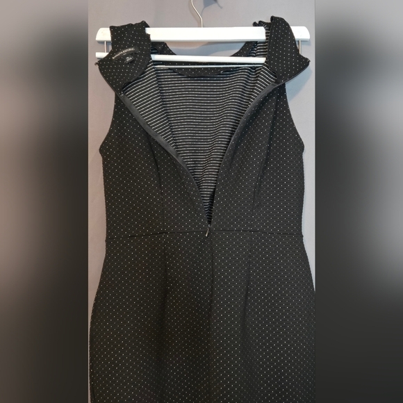 Women's Banana Republic black with white polka dot slim fitting dress size 10 - Picture 6 of 7